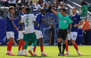 El árbitro de 48 años ya dirigió en el Mundial el partido entre Francia y Senegal. Foto: AFP