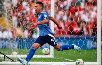 Radamel Falcao García celebra el tanto con el que Millonarios venció a Santa Fe en el estadio El Campín. FOTO COLPRENSA 