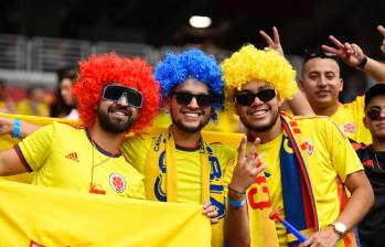 Durante este periodo de fútbol las ventas han logrado aumentar entre un 20 y un 30%, comparado con fechas sin estos acontecimientos deportivos. FOTO: Colprensa.