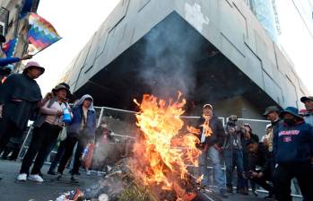 Los bloqueos de los seguidores de Evo Morales están concentrados en el departamento de Cochabamba. FOTO: AFP.