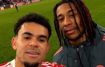 El futbolista colombiano Luis Díaz suma 25 goles esta temporada con el Bayern Múnich. El francés Micahel Olise lleva 20 tantos. Foto: tomada del x de @MO17Szn