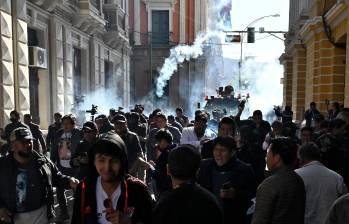 La Paz, capital de Bolivia, está sumida en el caos en medio del intento de golpe de Estado del Ejército. FOTO: AFP