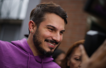 Pipe Bueno defendió a una mujer en una de sus presentaciones en el Lagoon Fest 2024. Foto: Colprensa 