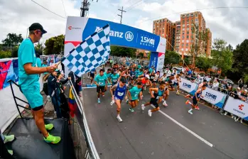 La edición 15 de la Allianz 15K contó con la presencia de más de 10.000 participantes. FOTO Cortesía Allianz 15K Bogotá 