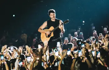 El artista vuelve a los escenarios de Latinoamérica, tras un verano inolvidable en el que recorrió 16 ciudades de España. FOTO Colprensa