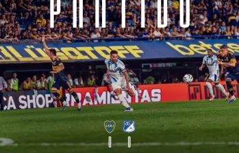 El delantero colombiano Falcao García terminó siendo el capitán de Millonarios en el partido contra Boca Juniors de Argentina en La Bombonera . Foto: tomada del x de @MillosFCoficial