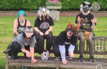 La tendencia de los jóvenes therians está tomando fuerza en países como Argentina. Comenzaron en redes sociales y ahora demuestran comportamientos en público. FOTO: TOMADA DE REDES SOCIALES.