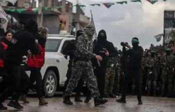 El ejército israelí le ha hecho duros golpes y continúa persiguiendo a los miembros y combatientes del movimiento terrorista palestino que tomó el poder en Gaza en 2007. FOTO: Getty