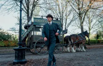 El actor Hero Fiennes-Tiffin es el protagonista de El joven Sherlock, la serie sobre el detective. FOTO: Daniel Smith / Prime Video