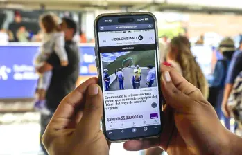 ¿Cómo crear un acceso directo a EL COLOMBIANO desde el celuar Android o iPhone? FOTO: CAMILO SUÁREZ 