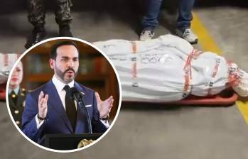 Abelardo de la Espriella confirmó la muerte de alias Felipe, señalado de participar en ataques con drones y explosivos, extorsiones y amenazas en el Valle del Cauca. Foto: X @ABDELAESPRIELLA / Colprensa