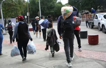 La Defensoría lanzó una alerta por el incremento de familias desplazadas. Foto: Colprensa