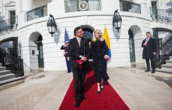 El presidente Gustavo Petro, tras su salida del encuentro que sostuvo con Donald Trump en la Casa Blanca. Foto: Presidencia.