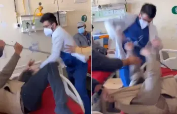 Un médico residente fue grabado golpeando a un paciente en un hospital en la India. FOTOS: Capturas de video 
