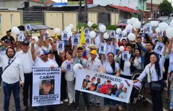 Aunque 17 colombianos fueron liberados, otros 22 permanecen detenidos sin pruebas ni un juicio. Todos acusados de querer conspirar contra Maduro. Familias y liberados piden justicia. FOTO cortesía