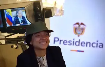 El nombre de Juliana Andrea Guerrero sonó en la opinión pública desde que fue nombrada jefe de despacho de Armando Benedetti en el Ministerio del Interior a inicios de 2025, sin embargo, la funcionaria ha estado trabajando en el Ejecutivo desde 2022. FOTO: PRESIDENCIA | CAPTURA DE PANTALLA