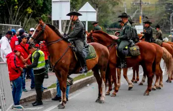 Las autoridades de Medellín anunciaron el plan se seguridad que se implementará en la ciudad por la final de la Liga Betplay entre DIM y Santa Fe. FOTO: EL COLOMBIANO
