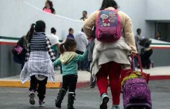 Tras tener conversaciones entre los dos países, Costa Rica servirá como puente o intermediario para recibir los migrantes deportados de Estados Unidos, como lo hace Panamá y Guatemala. FOTO: Getty