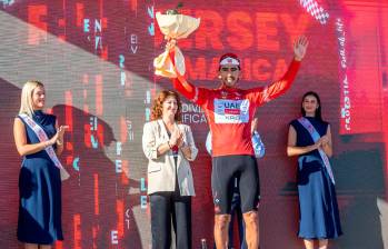 Molano se impuso por centímetros al francés Paul Magnier en el esprint de la primera jornada de la carrera croata y es el primer líder. FOTO: X-CRO RACE