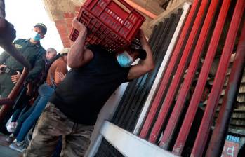 Cientos de desplazados continúan en busca de ayuda y refugio frente a la actual situación de violencia en el Catatumbo. FOTO CATALINA OLAYA - COLPRENSA