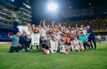 Alianza Lima celebró su paso a la siguiente ronda de la Libertadores en la Bombonera. FOTO: Tomada de X @ClubALoficial