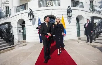 El presidente Gustavo Petro, tras su salida del encuentro que sostuvo con Donald Trump en la Casa Blanca. Foto: Presidencia.