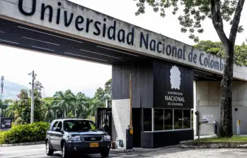 La Universidad Nacional, en Bogotá, encendió las alarmas de seguridad e impulsó un despliegue de emergencia entre las autoridades y la directiva del campus. FOTO: Manuel Saldarriaga