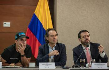 Los alcaldes Alejandro Char (Barranquilla), Federico Gutiérrez (Medellín) y Carlos Fernando Galán (Bogotá) han sido amenazados de muerte. Foto: Colprensa