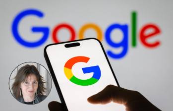 El icónico logotipo de Google, diseñado por Ruth Kedar en 1999, se convirtió en un símbolo de innovación, accesibilidad y juego. FOTOS GETTY-cortesía