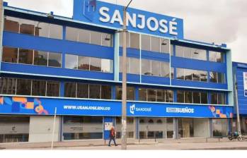 La Fundación Universitaria San José enfrenta una polémica por entrega expres de títulos universitarios. Foto: Redes sociales.