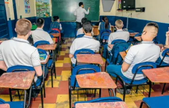 En 2023, Colombia registró la segunda cifra más alta en una década de deserción escolar. Para entonces, se ubicó en 3,7 %, según cifras del Ministerio de Educación. FOTO JUAN ANTONIO SÁNCHEZ