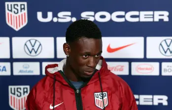 En una decisión exprés, la comisión de apelación de la FIFA rechazó el recurso belga para frenar la presencia del delantero Folarin Balogun, expulsado en la ronda anterior. FOTO: Getty