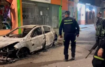 El hostigamiento contra la estación de Policía de Tesalia duró cerca de media hora. FOTO: Tomada de redes sociales