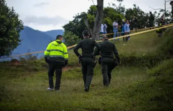 Descripción: Dos cuerpos fueron hallados en la parte alta del sector El Morro, en el barrio El Rosario, en el municipio de Itaguí. Fecha de evento: 13/09/2022. Foto: Carlos Alberto Velásquez