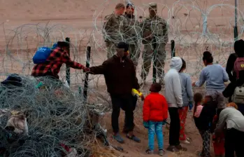 Según datos del gobierno de Claudia Sheinbaum, con corte al 11 de julio, unos 355 mexicanos habían sido detenidos en las redadas contra migrantes de Trump. FOTO: Getty