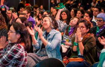 Presentación del libro Causa Justa: Voces detrás de la demanda en la Fiesta del Libro y la Cultura de Medellín. FOTO: Cortesía