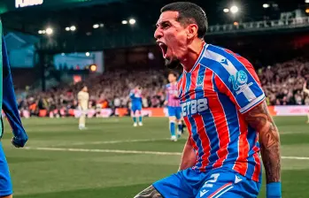 El futbolista colombiano Daniel Muñoz es una de las figuras del Crystal Palace inglés desde que llegó en 2024. Foto: tomada del x de @CrystalPalace 