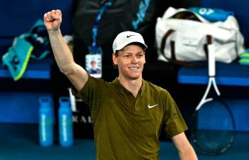 El italiano Jannik Sinner, número dos del mundo firme en busca de la final del Abierto de Australia. FOTO TOMADA X@janniksin