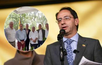 El vicepresidente se reunió con empresarios y el embajador encargado de Colombia en Venezuela para buscar soluciones a las relaciones comerciales con el vecino país. Fotos: Colprensa y captura video @jrestrp