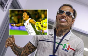 Dayro Moreno con la camiseta de la Selección Colombia y Once Caldas. FOTO: Juan Antonio Sánchez y redes sociales Once Caldas