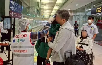 Se trata de uno de los patógenos más letales conocidos, con una tasa de mortalidad que puede alcanzar el 75% y para el que no existe ni vacuna ni tratamiento específico. FOTO: PR Thai Government