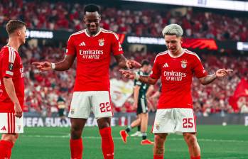 Jhon Jader Durán celebrando junto a Gianluca Prestianni. FOTO: X SLBenfica