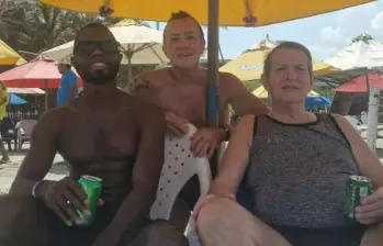 Las víctimas era una pareja conformada por Albert Alfonso, de 62 años, y Paul Longworth, de 71, cuyos cuerpos aparecieron desmembrados en un congelador y en una maleta. FOTO: Redes sociales