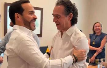 El presidente Abelardo De la Espriella y el alcalde Federico Gutiérrez se reunieron en Barranquilla. Foto: Cortesía.