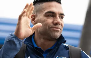 Tras confirmarse su diagnóstico, Millonarios anunció que el delantero ya se encuentra en el proceso de recuperación, por lo que ya estaría en la etapa de rehabilitación. FOTO: Tomada de redes sociales @MillosFCoficial