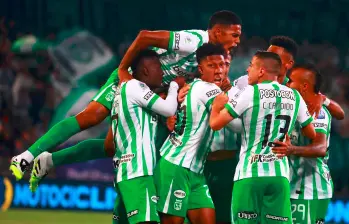 Este fue uno de los festejos de Nacional en el clásico. FOTO MANUEL SALDARRIAGA