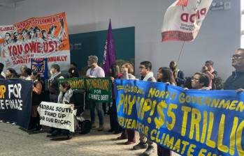 Las naciones más vulnerables al calentamiento global pidieron igualdad y solidaridad en la financiación para combatir esta problemática. FOTO: AFP