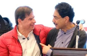 Juan Fernando Cristo y su movimiento En Marcha anunciaron su adhesión a la candidatura presidencial de Iván Cepeda, en medio de acuerdos programáticos y mensajes de unidad. FOTO: PRENSA JUAN F. CRISTO