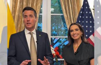 El senador republicano Bernie Moreno se reunió con la embajadora en Washington María Consuelo Araújo. FOTO: Captura Embajada de Colombia en EE.UU.