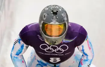 Vladislav Heraskevich utilizó el casco honorífico en las jornadas de entrenamiento del skeleton. Para la competencia le propusieron que usara un brazalete negro, pero se negó a hacerlo. FOTO: Tomada de X @heraskevych